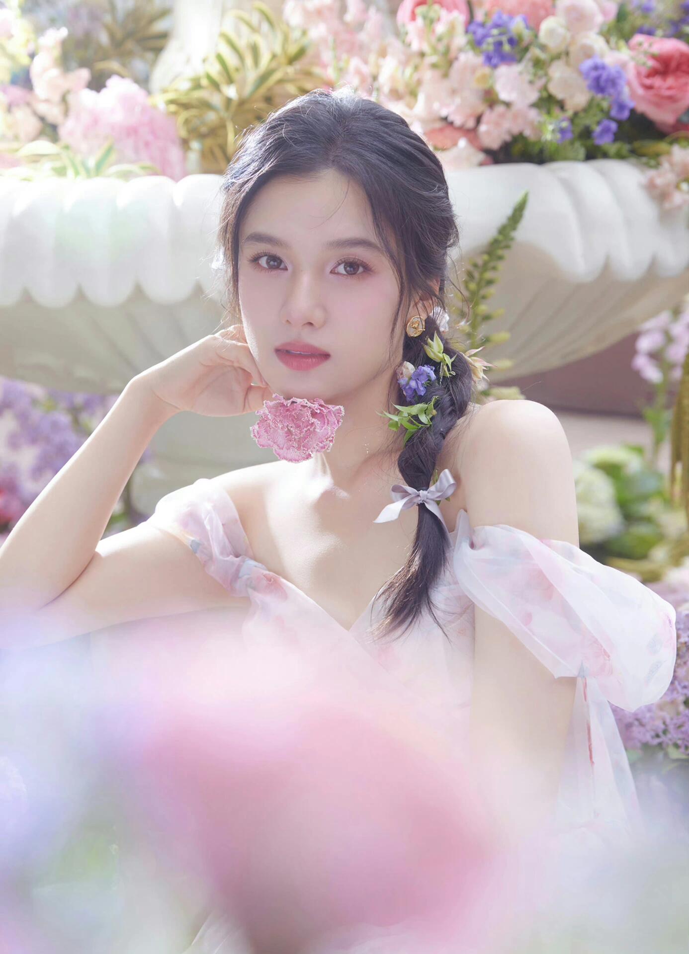 少女的娇媚与柔美