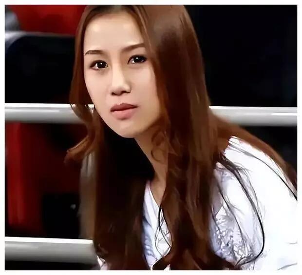 汪峰的婚姻故事：从破裂到新恋情