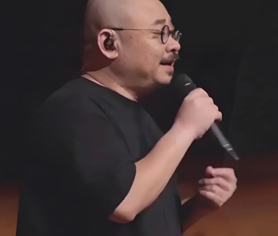刀郎归来歌声依旧动人心