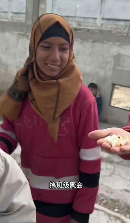 现在竟然还有在叙利亚旅游的！