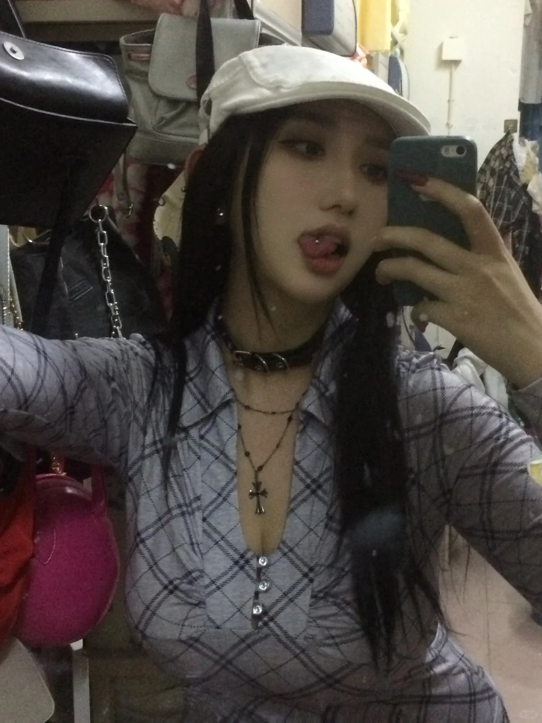 新衣服新项链～