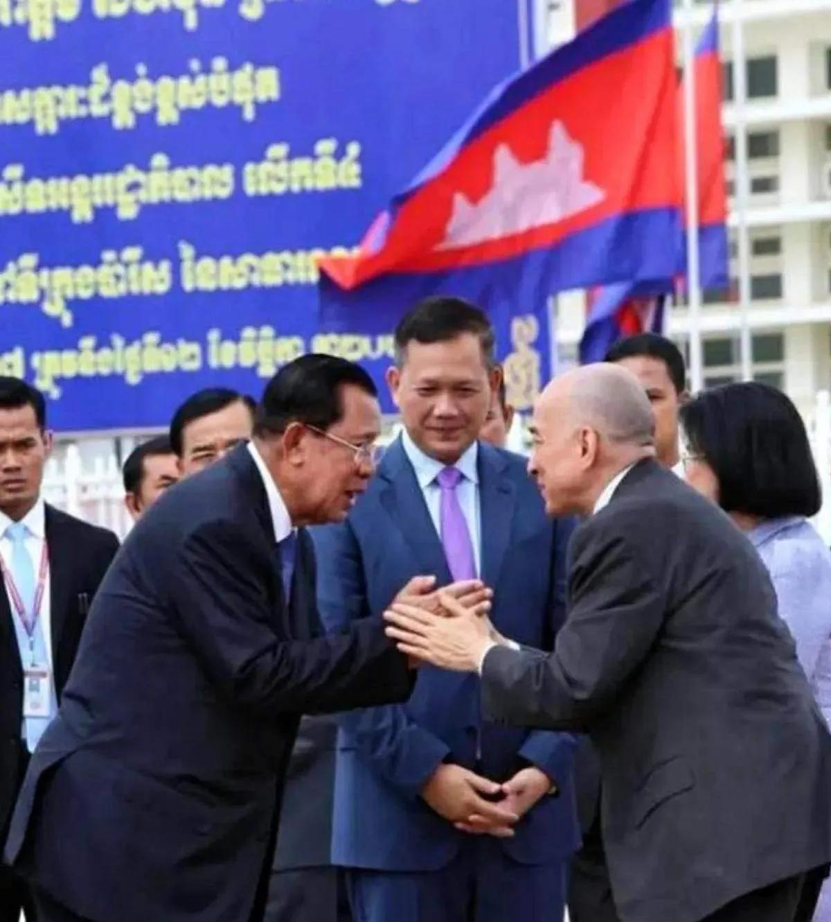 柬埔寨的扶南运河项目出了大问题，财务搞砸了，赔偿的事还没搞定，挺麻烦的。
要是赔