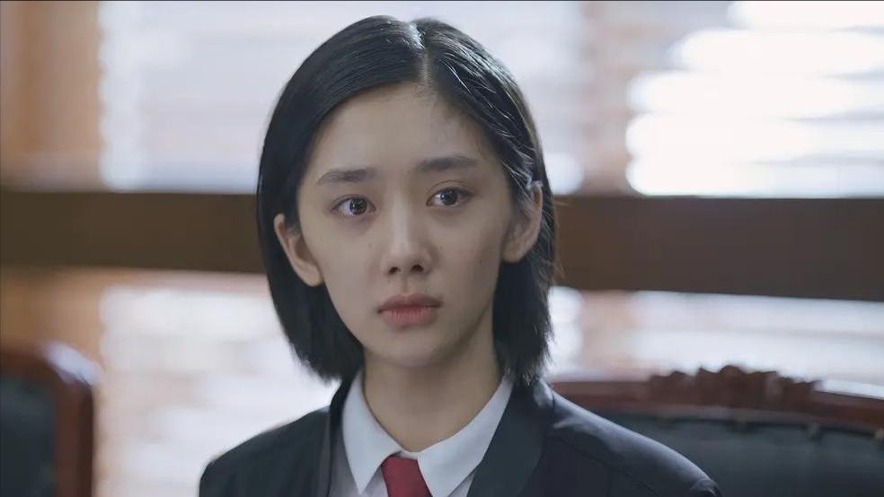 王影璐花路背后的故事令人好奇：她是用演技打动的观众？