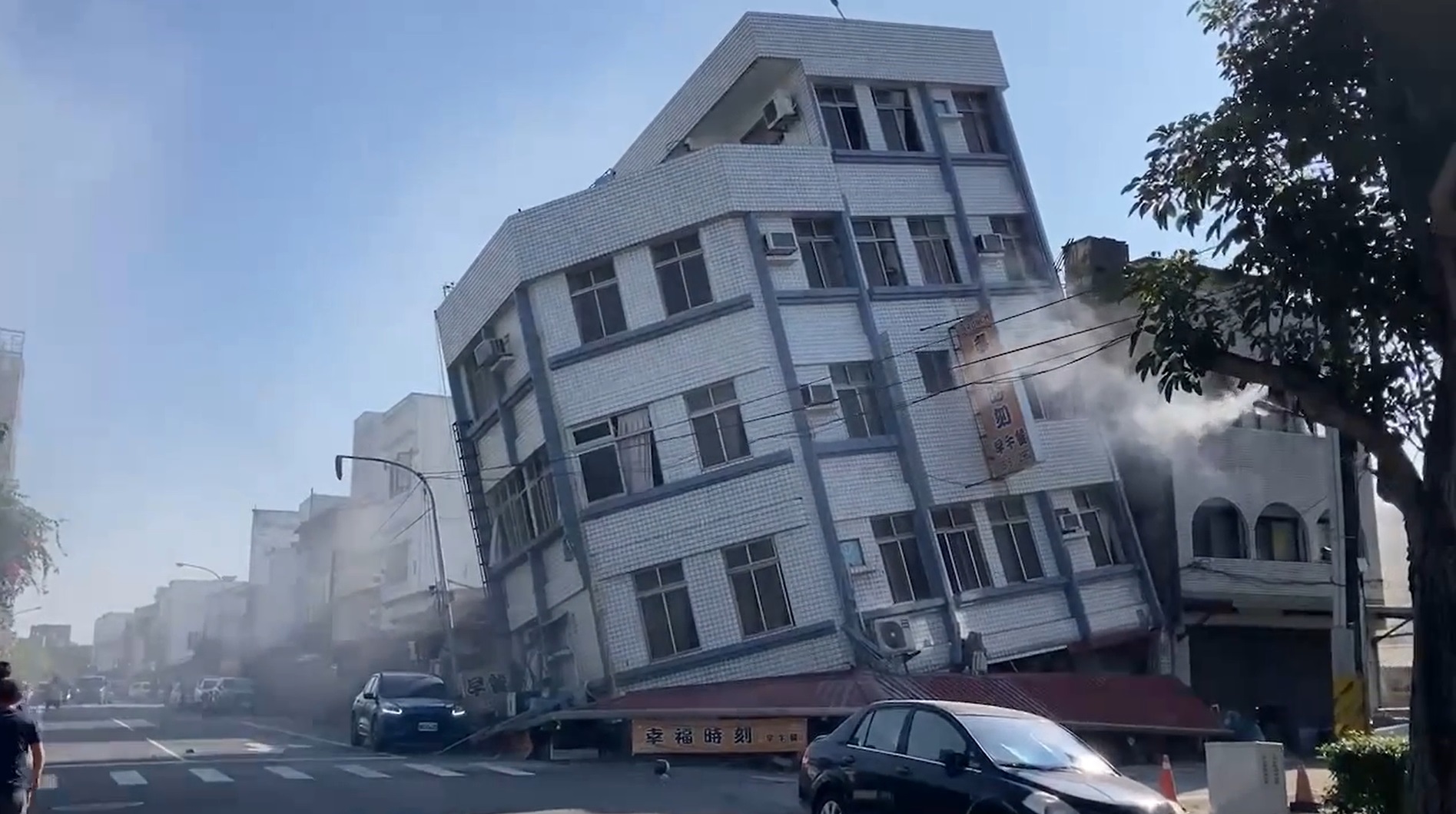 台湾发生仅次于“九二一地震”的强烈地震

根据中国地震台网正式测定，4月3日上午