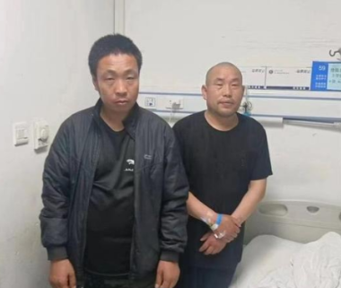 2023年，陕西一房东生病住院，穷房客徒步20公里到医院探望，谁料租客身上只有1
