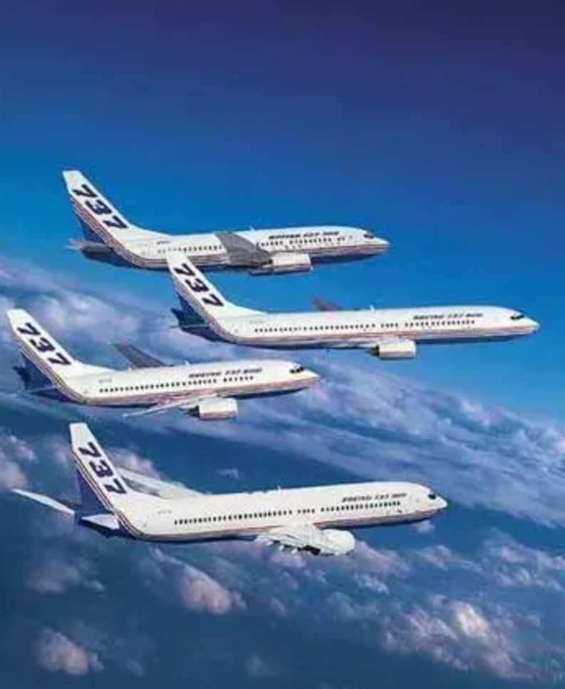 波音737空难这么多，为啥都不停飞呢？原因有3：

1：在世界上运营的民用波音飞