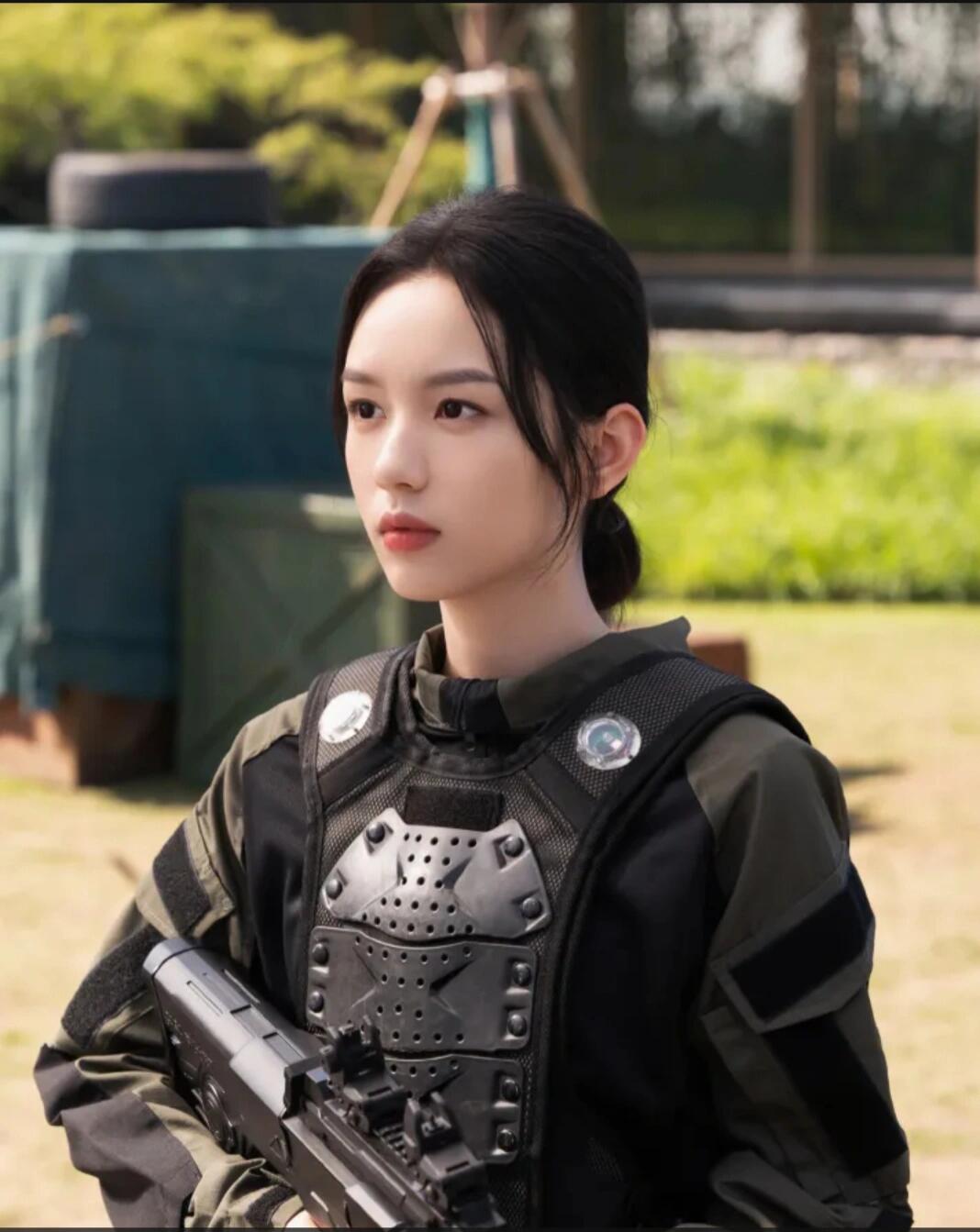 周也新造型曝光：特种兵英姿，帅气凌厉！