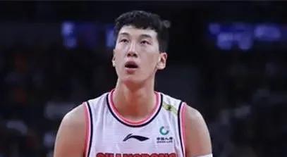 你们怎么看，总共五张罚单
广东：
杜润旺禁赛5场，外加罚款10w
吉伦沃特