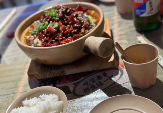 掐指一算还有几天就是中秋节了，回想小时候中秋节我妈领着我和我妹会去我姥姥家串亲，