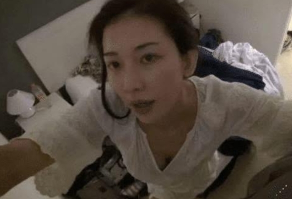 林志玲纯素颜自拍
