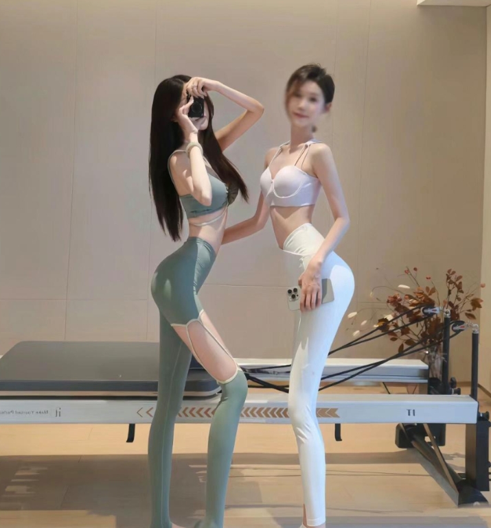 这还是人吗？！哈哈哈哈 [大笑][大笑][大笑]
