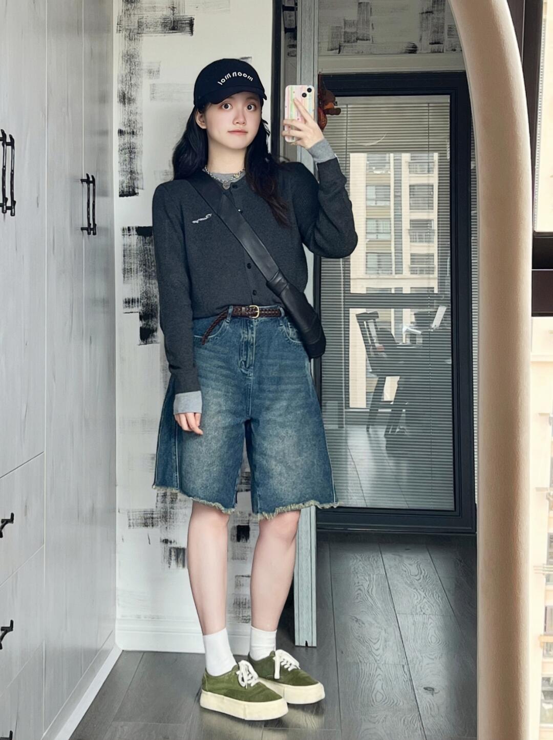 ootd就是要酷🕶️grey grey & green green