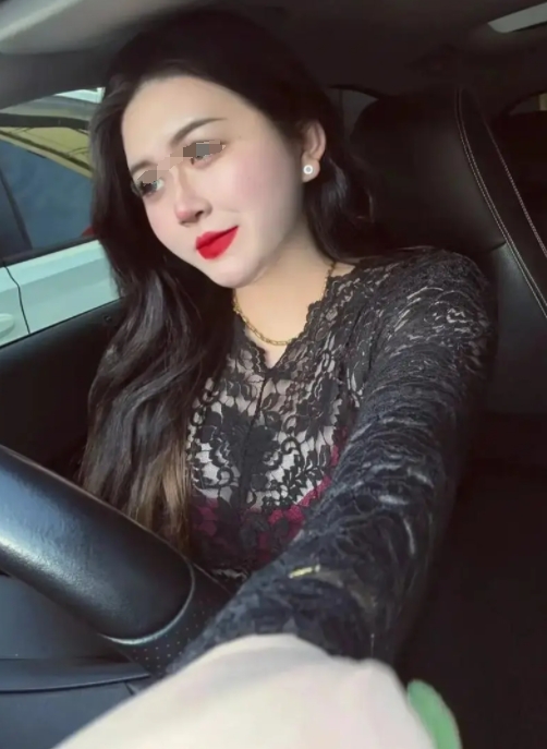 天津，男子因出轨离婚，出于对妻子和儿子的愧疚，将价值数百万的房产，和200多万的