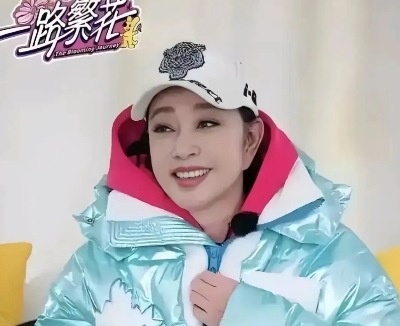 《一路繁花》里的众生相：

​倪萍：心理阴暗不像个好人，善于背后使绊子。以前还挺