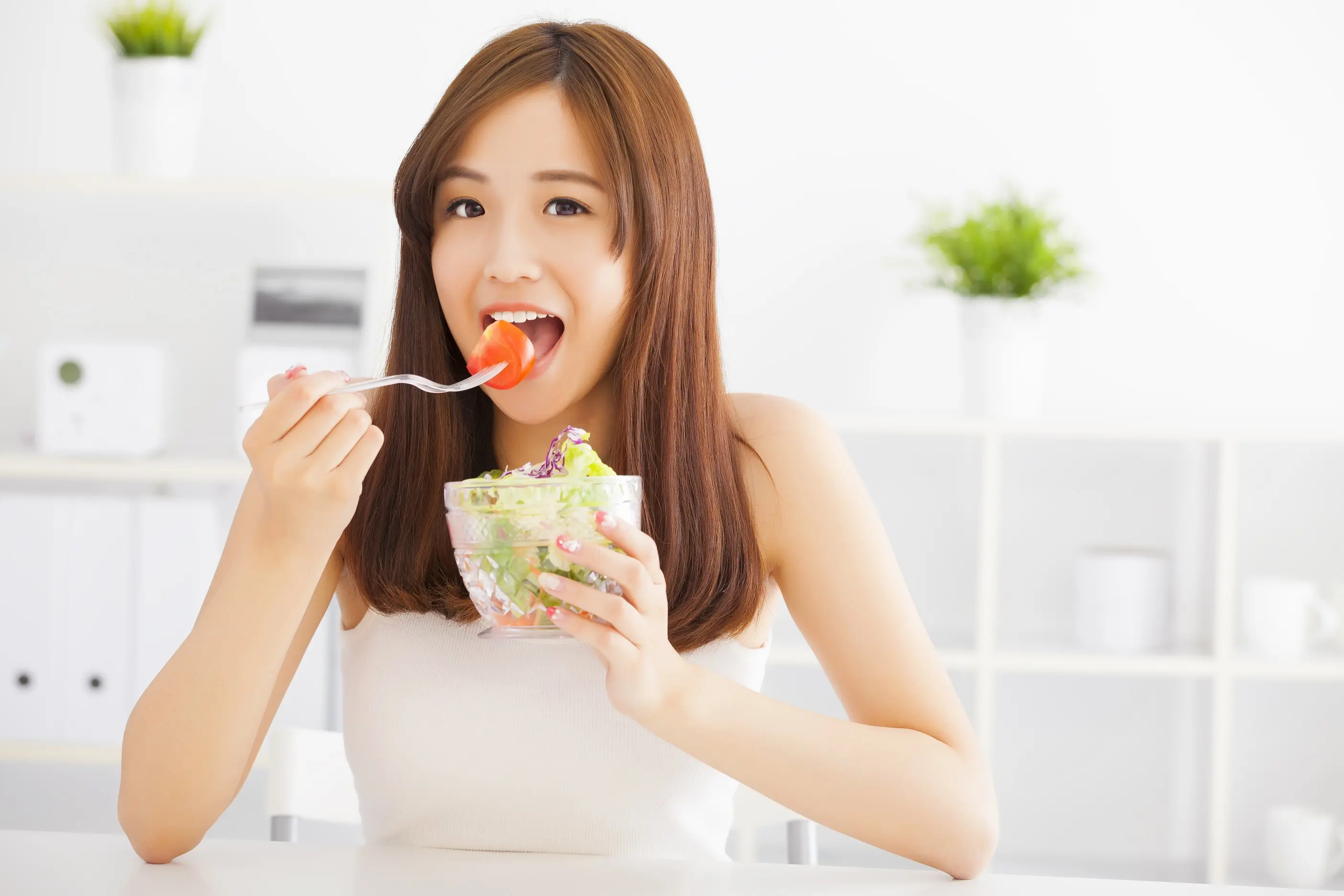 健康饮食不要吃急食，细嚼慢咽才有助于消化