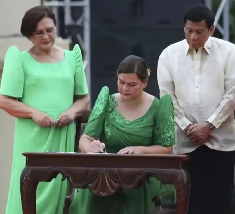 不得不承认，杜特尔特及其女儿的十种可能后果

现在的菲律宾可谓纷纷扰扰，老杜的棉