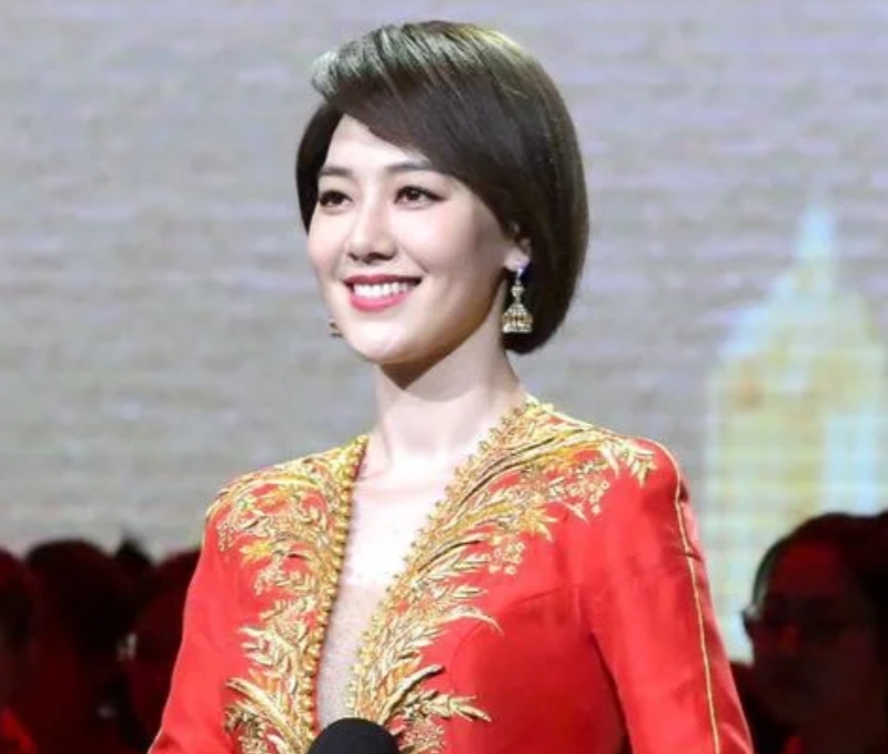 王冠：绽放四季的瑰丽风景