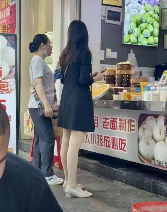 吓我一大跳 背影杀呀...