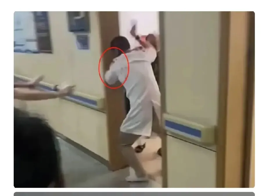 
“救命啊！杀人啦！不是我啊，不是我啊。”这是李晟医生生命中最后的呼喊，充满了绝