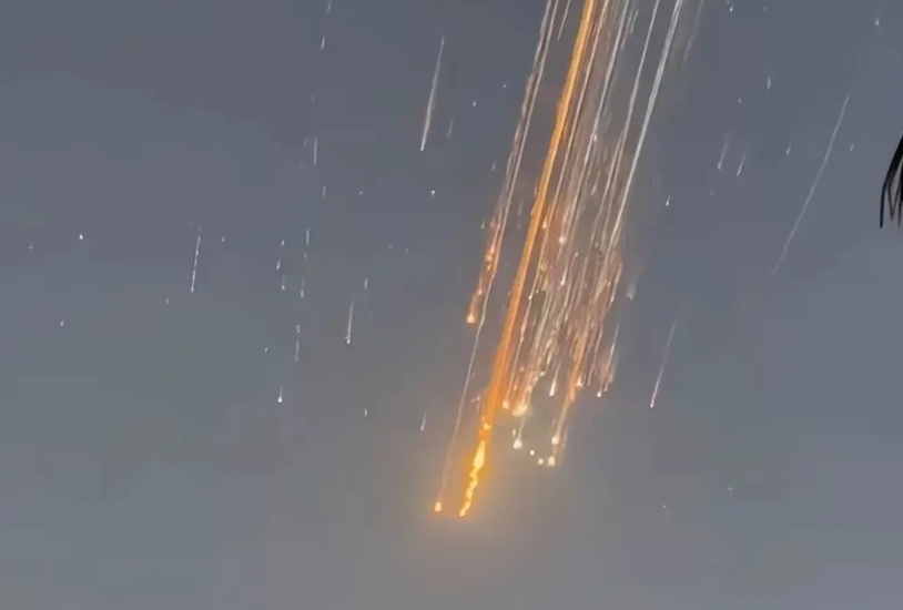 突发，FAA要求SpaceX暂停后续“星舰”的发射，细心的网友也不难发现，马斯克