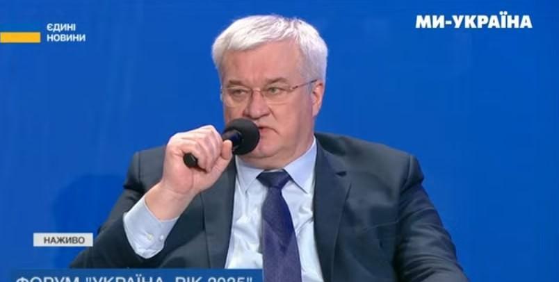乌克兰精英齐聚，外长称中国希望乌俄战争能够公正结束
乌克兰2025论坛今天在基辅
