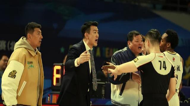 突发！辽篮战广厦大换血，王博蓄力咄咄逼人，杨鸣能否出奇制胜？