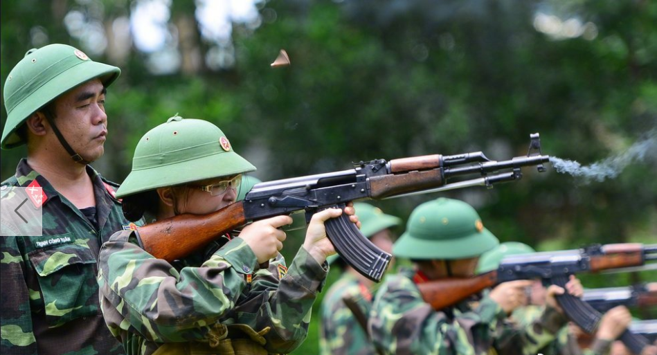 为什么越南似乎不害怕中国，反而更害怕美国？现在回头看，原因其实很简单：

1.不