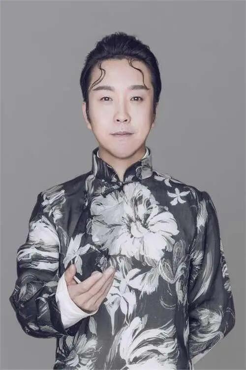 李玉刚跌落神坛，不再被世界宽容