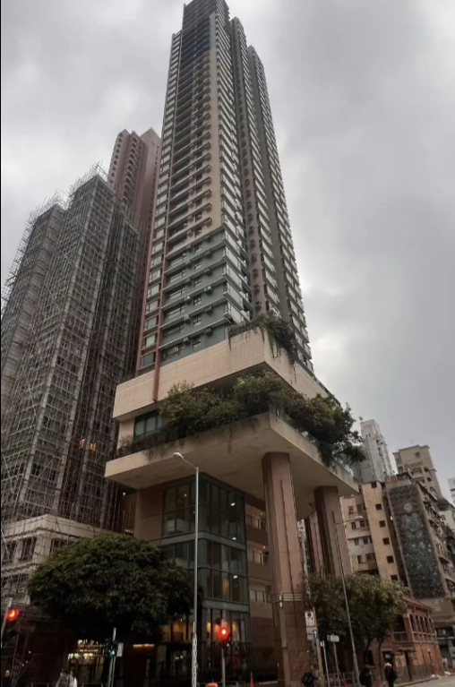 真是一个敢建，一群人敢住