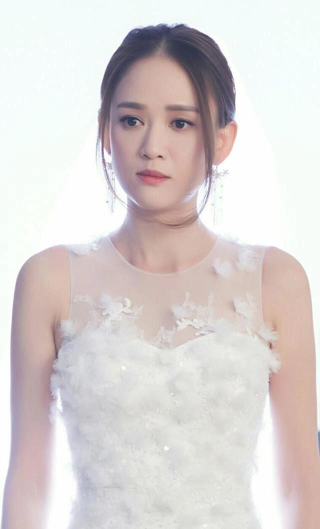 陈乔恩——落落大方