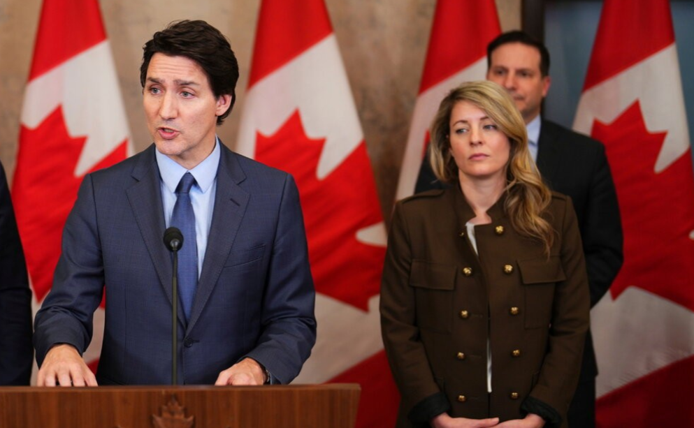 加拿大追随美国对中国加征关税后，报应很快就来了。


我商务部对外发布公告称，为