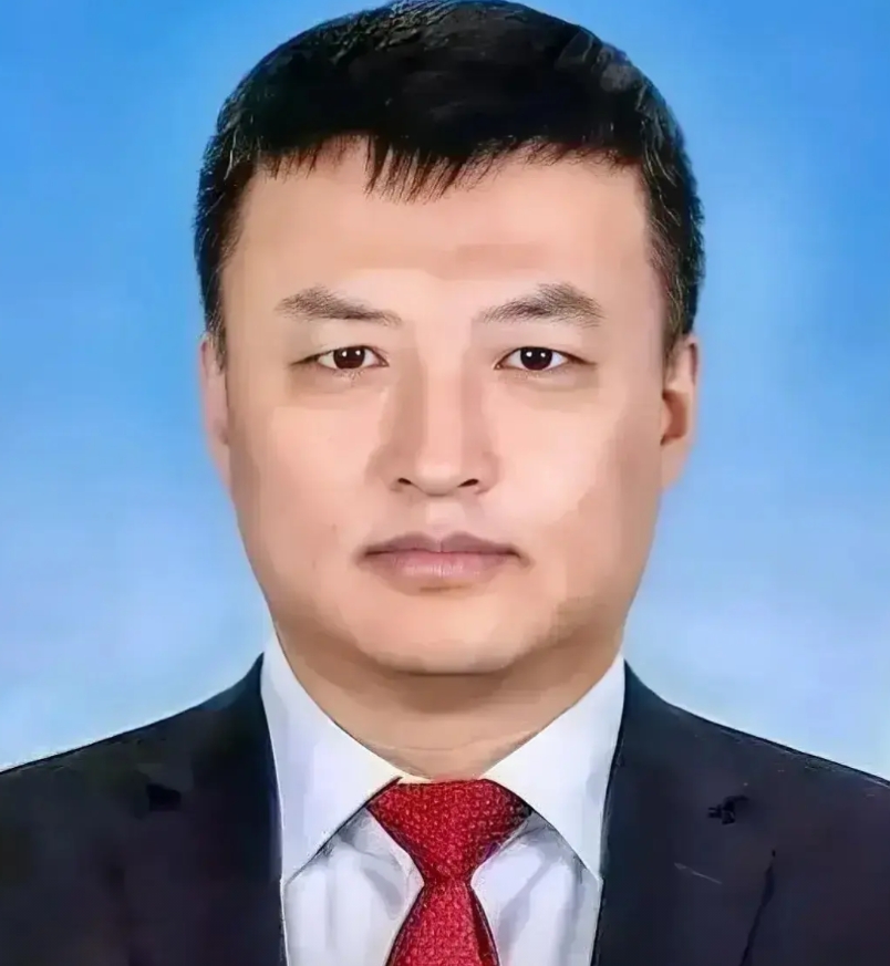 教育腐败的冰山一角
在15年的时间里，北京航空航天大学副校长张广利用职务之便，受