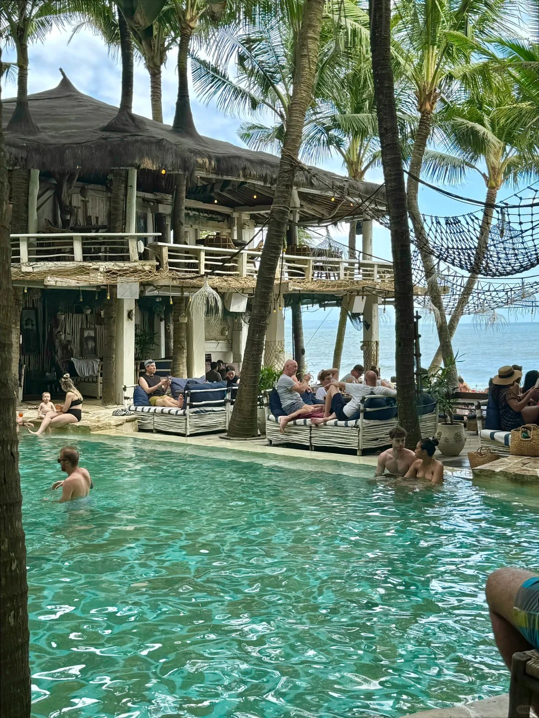 Lost in Bali🏝️
没关系我会永远过夏天
这里真的好chill
海边