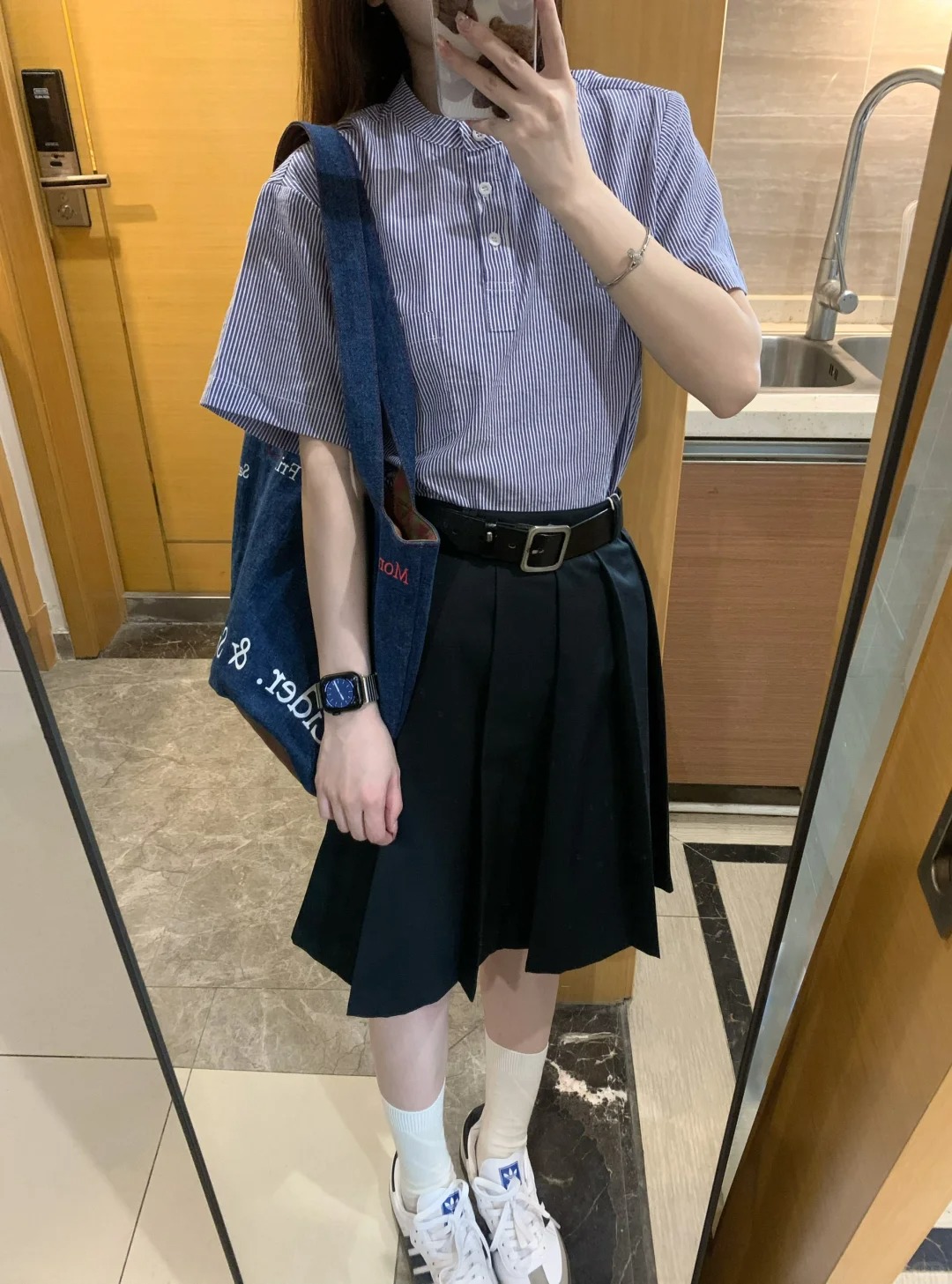 期待夏天🕰️图书馆穿搭合集！！！
春夏回忆录第三弹ଘ(੭ˊᵕˋ)੭*