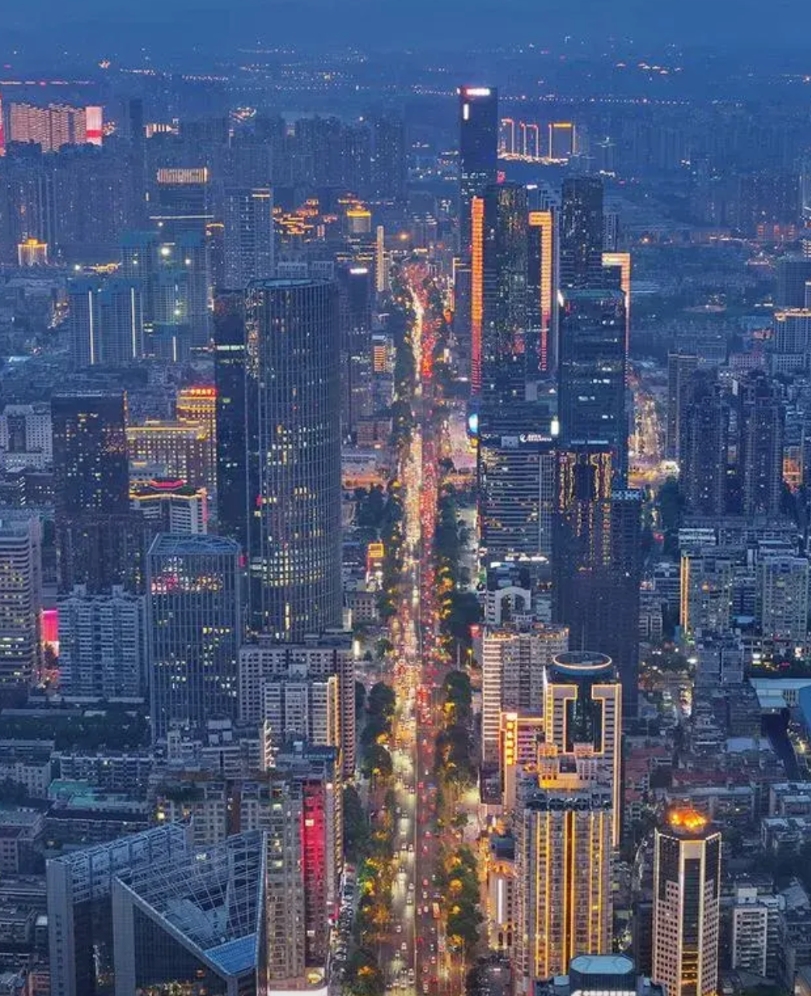 沙特今天宣布要划出一个区域作为中国在沙特的经济特区工业区，并准备在沙特全国进行推