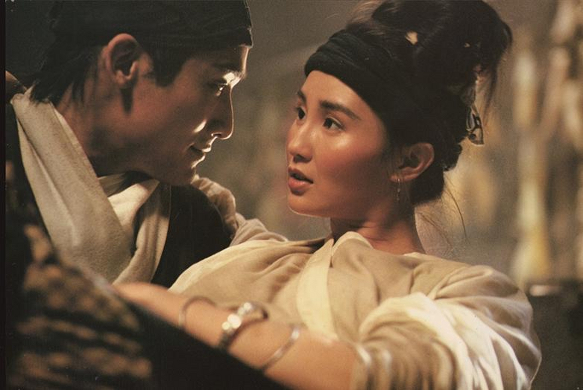 看过《射雕》的同学都有一个疑问，江南七怪教郭靖十年武功一无所成，为何马钰指点郭靖