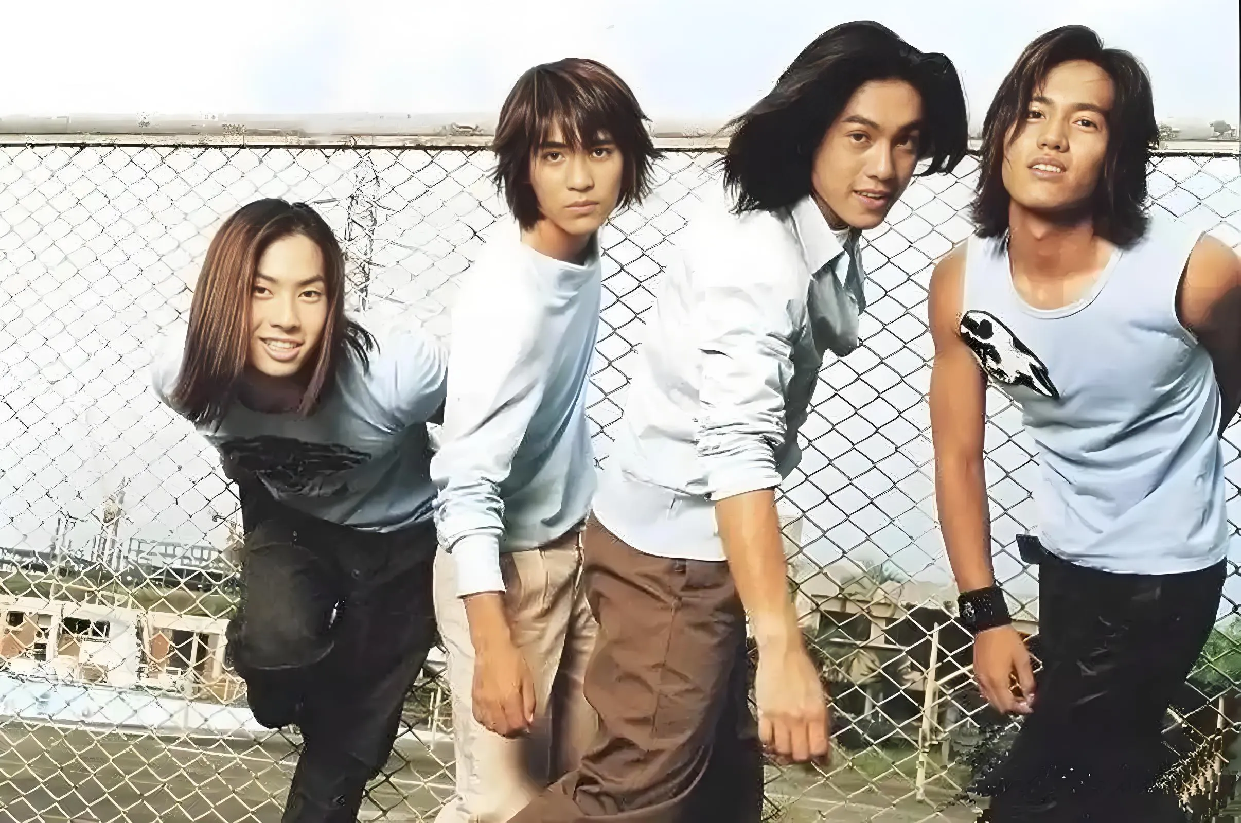 说实话如果论帅，
这么多年了，
没有哪个组合能比上F4，
如果单独拿出来说，
他