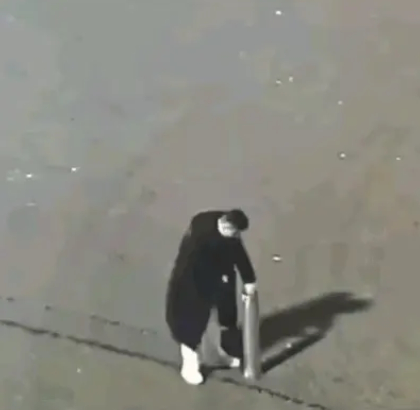 死于无知！

男子放烟花致死后续，又挖出了3个真相，细节致命！

1：男子点燃的