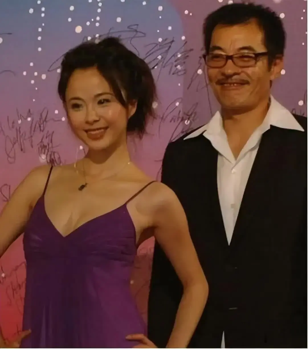 据我所知娱乐圈有两个人渣，渣到不行的那种