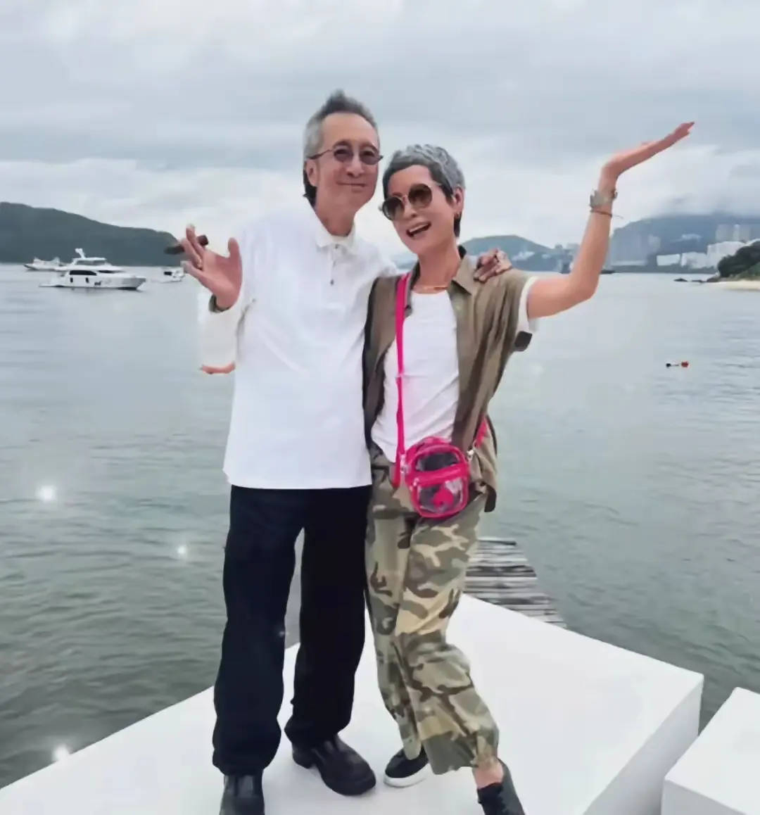 哇，叶童相公好幸福呀！