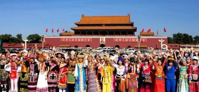 为什么害怕中国崛起？西方：最可怕的是，中国人从不提自己的血统