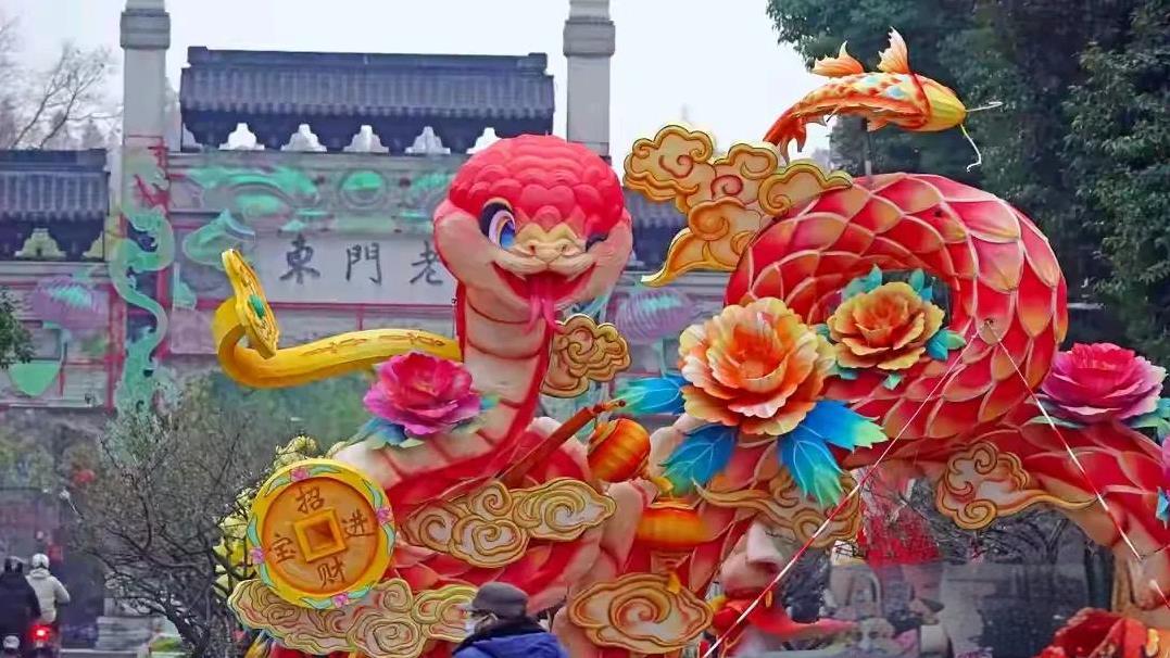 “小孩小孩你别馋，过了腊八就是年。”1月7日农历腊月初八，正是腊八节。2025年