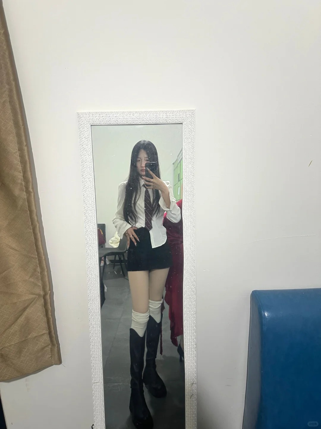 看起来班味好重