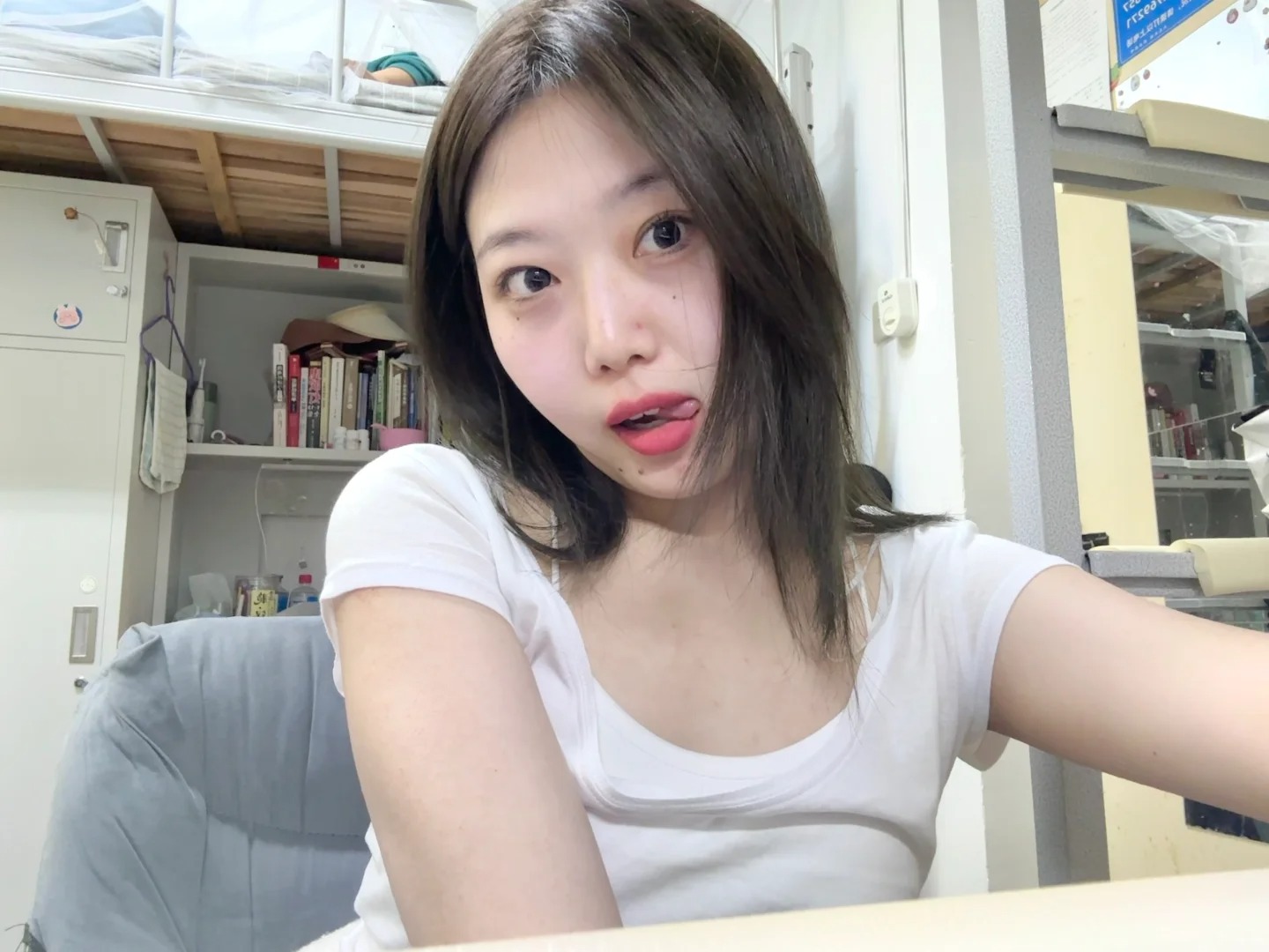 还有几张