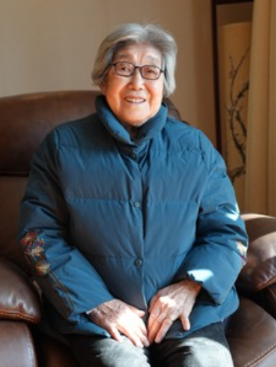 1964年，28岁女飞行员，被派往西北执行绝密任务，谁料，上飞机前，被人一把拉到