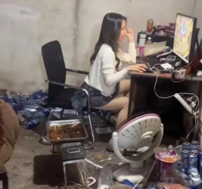 这种爱打游戏的女孩子，应该有很多男孩子追吧