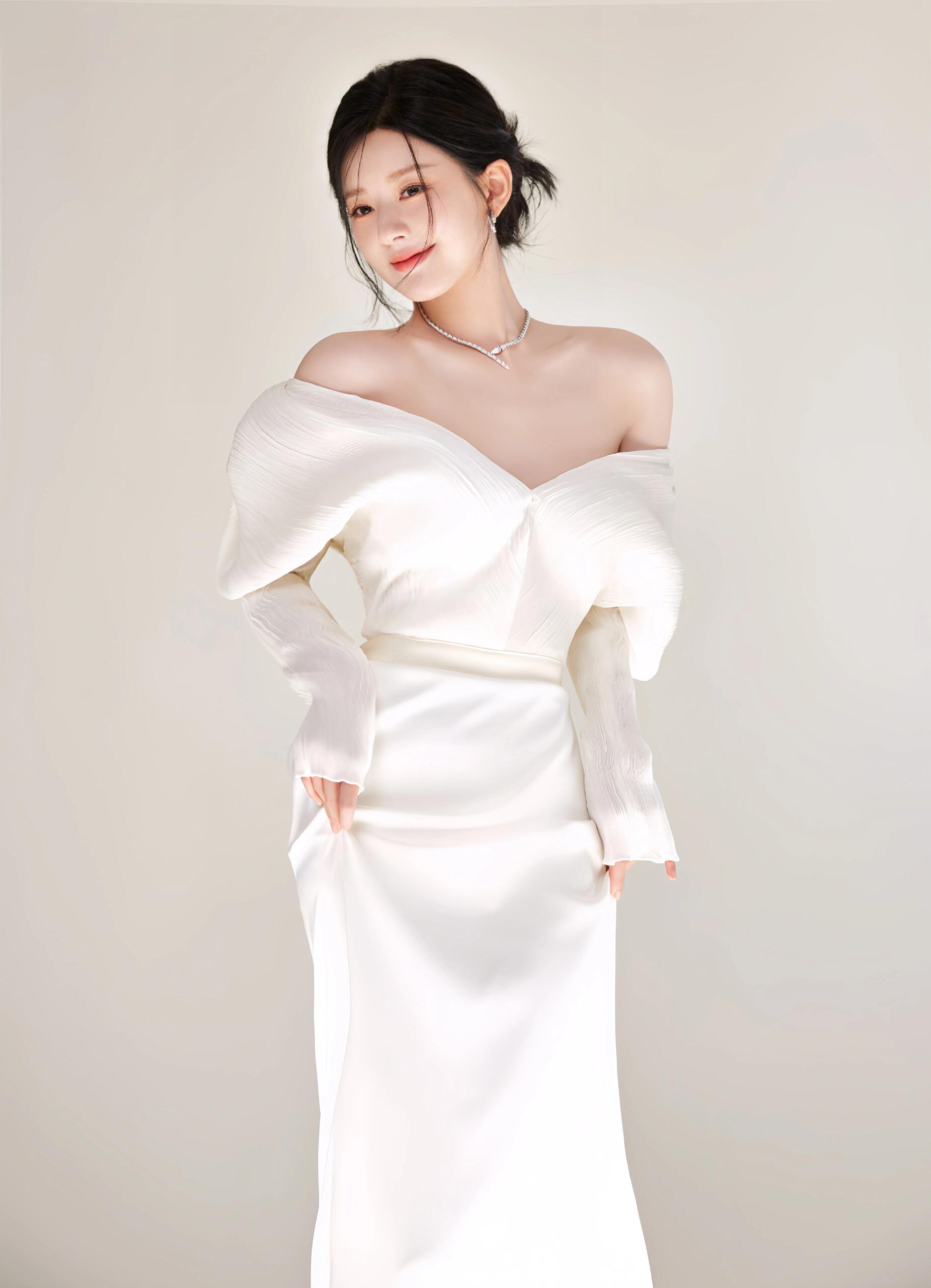 赵露思智慧与美貌并存