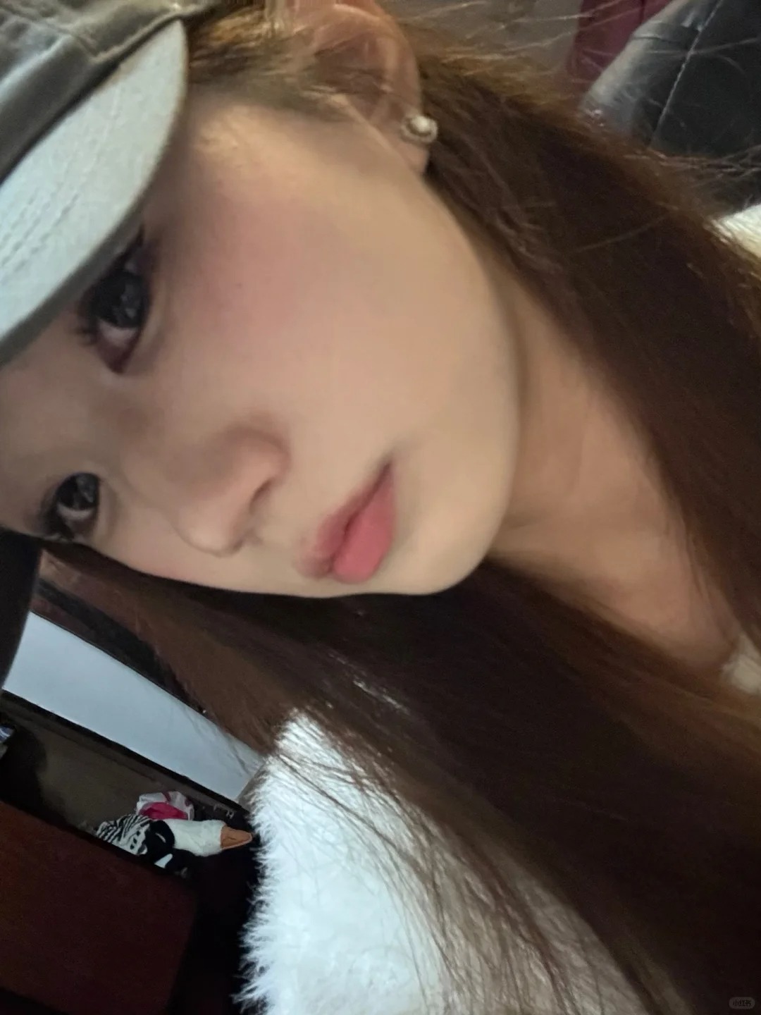 到底有多美才能谈到小帅啊
我感觉我长的也还可以吧 现实中也挺多人夸漂亮的  为什