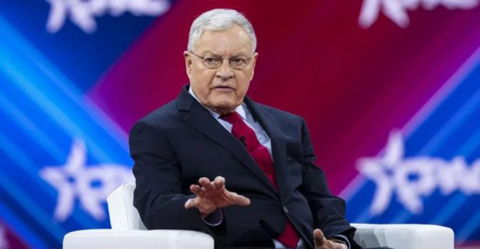 2月6日，福克斯新闻报道，美国负责乌克兰和俄罗斯事务的总统特别代表凯洛格认为，乌