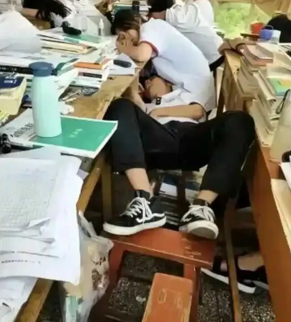 早熟的烂瓜会带坏一篮子水果！